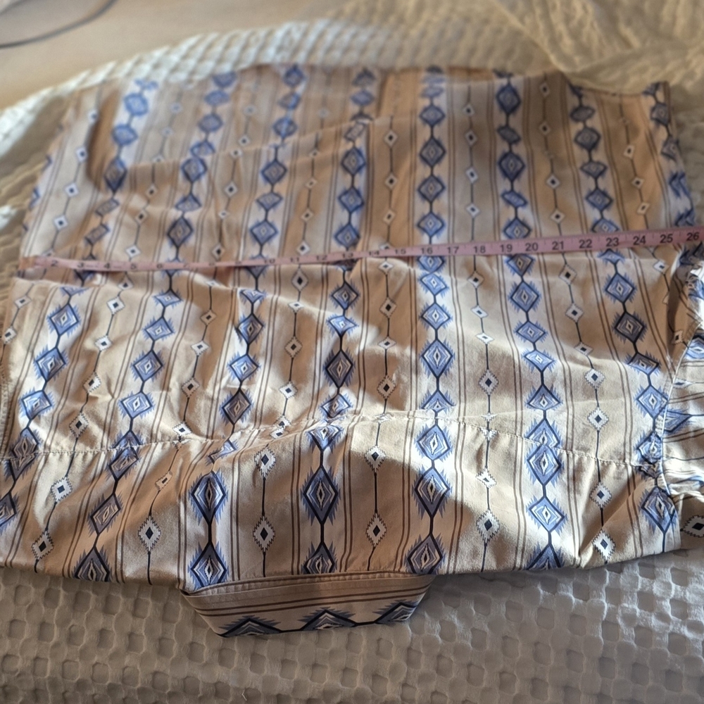 Cumberland Outfitters Men's Casual Diamond Pattern Shirt - Blue and Tan - Picture 2 of 3
